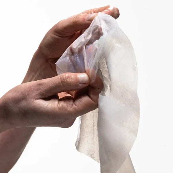 Model peeling off mask