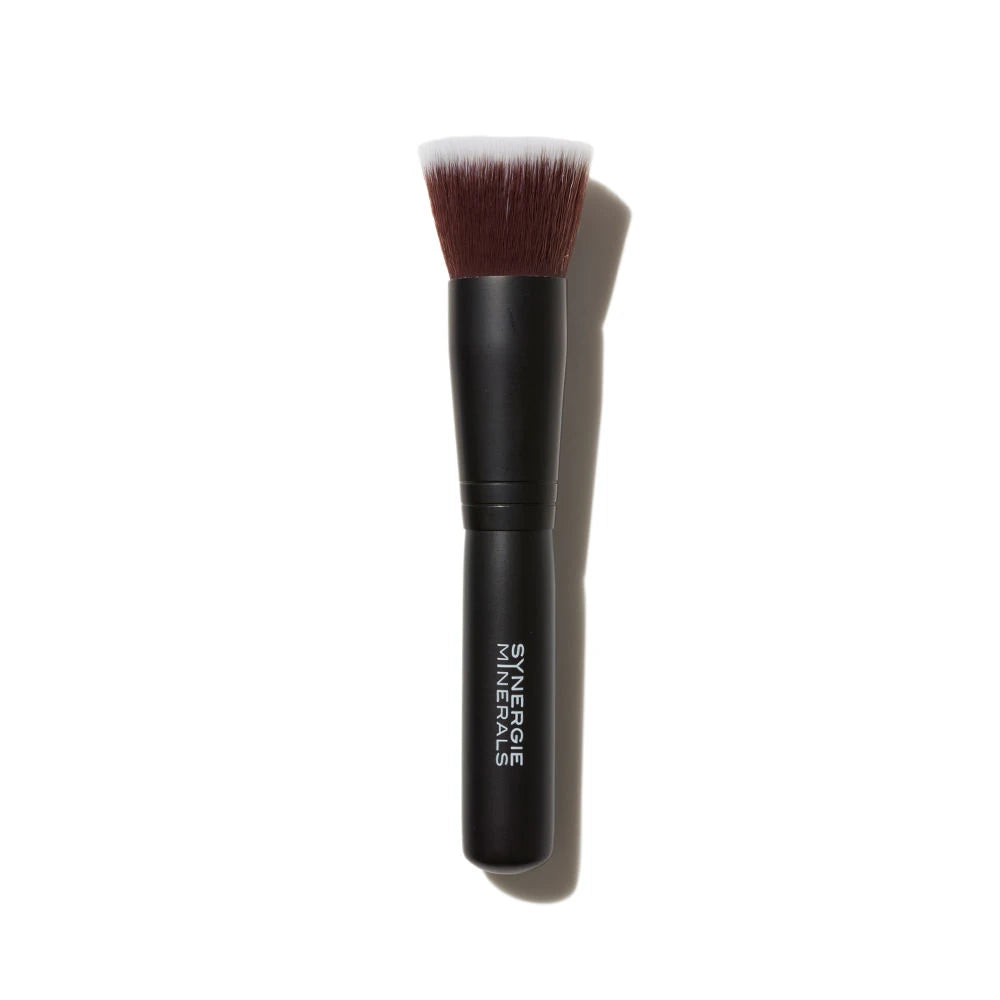 Synergie Minerals AirBrush, a cruelty-free flat top foundation makeup brush