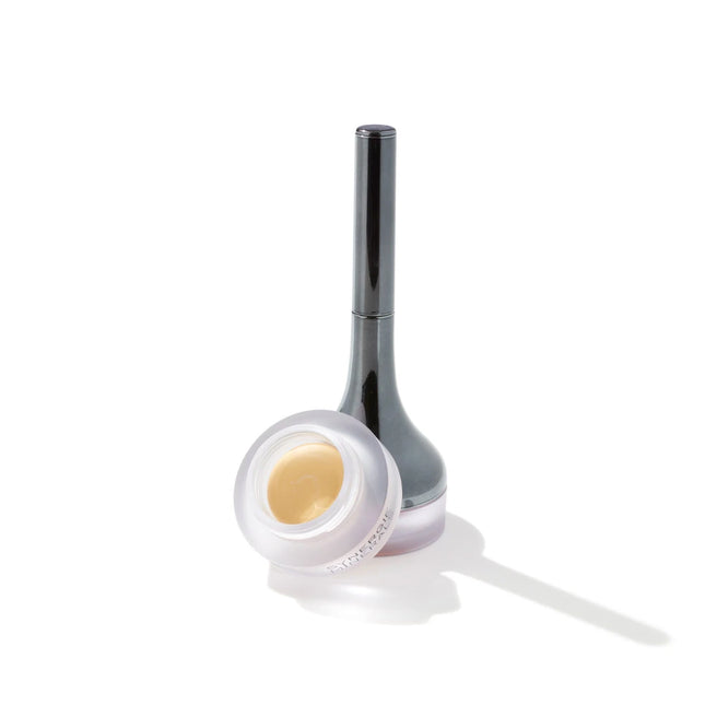 Bruise Control A yellow-based cover up mineral makeup concealer for dark circles and post-treatment bruises